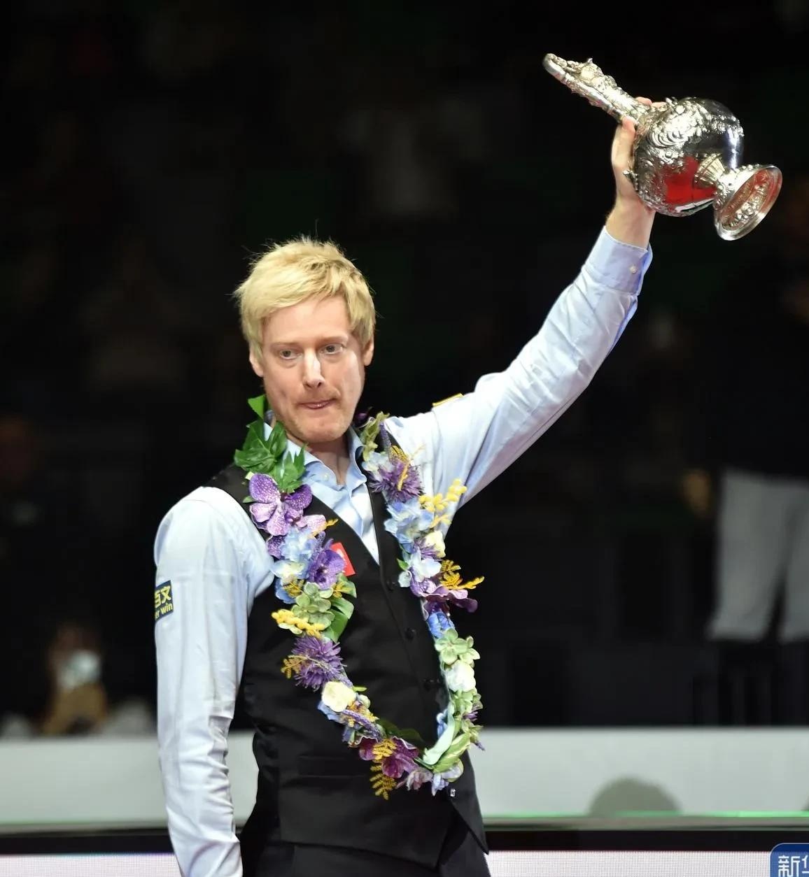 不断打破纪 不断打破纪