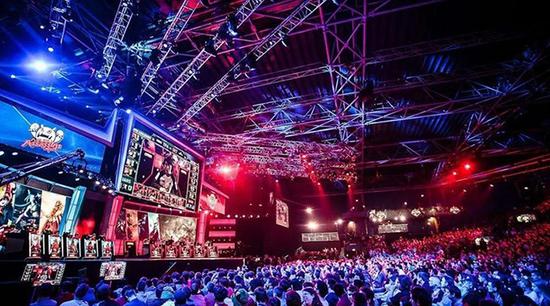 持球前插 持球前插