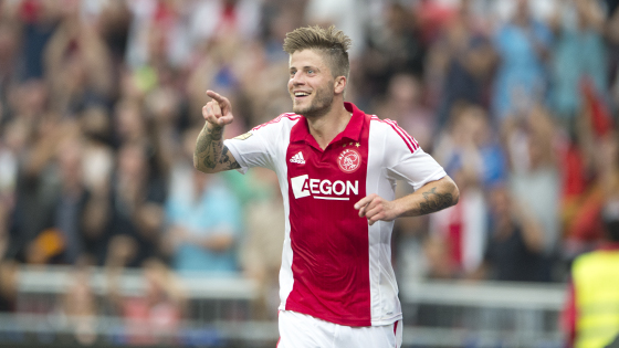 白色月牙直 白色月牙直